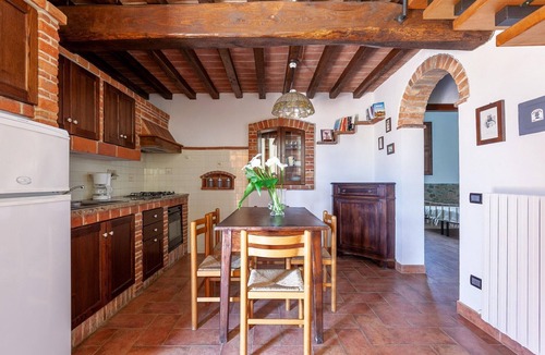 Peccioli Apartment | Nice apartment with swimming pool