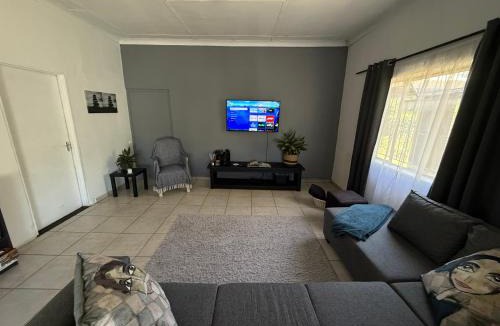 Parys Apartment | Noir & Blanc