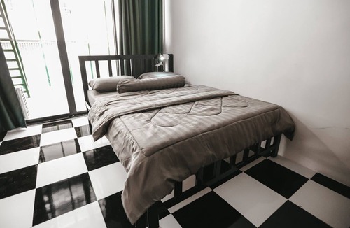 China Town Hostel | Noir Cafe And Hostel
