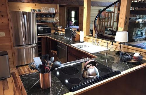 Ferguson Cabin | North Star, a private log cabin with a gorgeous view in Leatherwood Mountains