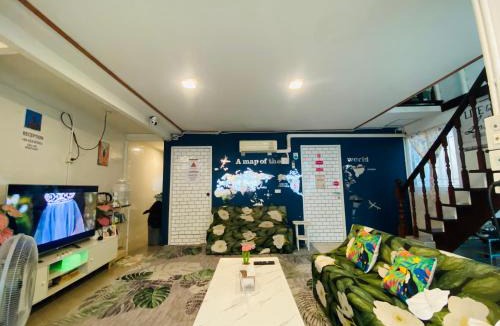 Wat Bowon Niwet Hostel | NY Hostel Khaosan