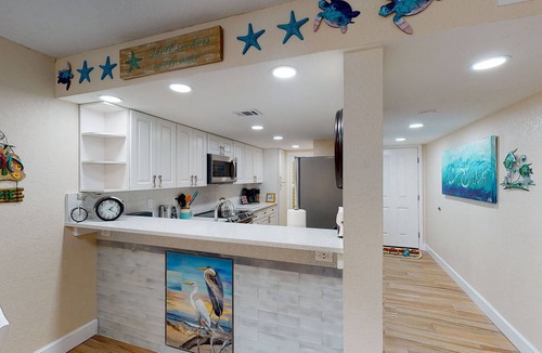 Point East Condo | Ocean front Condo, July 4th book your Holiday Week with us today before it gone!