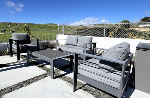 Ventura Apartment | Ocean Mountain Island Views Guesthouse Along Trail