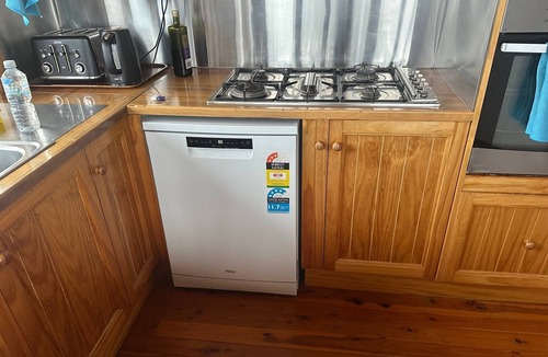 Orchid Beach House | Ocean View Holiday Home Orchid Beach | Phippsy's On Fraser | Sleeps 20 people!