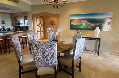 Cabo San Lucas Condo | Ocean View Villa at a 5 star Resort/Spa on Medano Beach