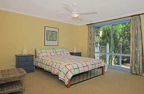 Long Beach House | Ocean Views, Spotted Gums and Burrawangs