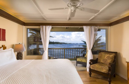 Hana Condo | Oceanfront #5 at Hana Kai Maui - 2 BR/2 BA Upper Floor Corner 100ʻ from Water!