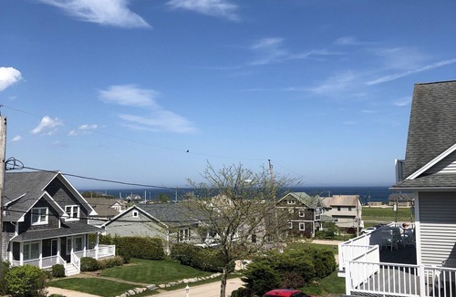 Eastward Look House | Oceanview 5 bedroom newly renovated large beach house walking distance to beach