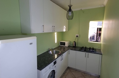 Kraaifontein House | Ojong's Self-Catering Kraaifontein