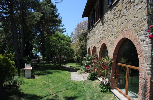 Palazzuolo Alto Villa | Old stone farmhouse perfect for 6 people. Set on a hill in a panoramic position overlooking vineyard