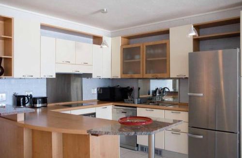 Scott Estate Apartment | On the Beach