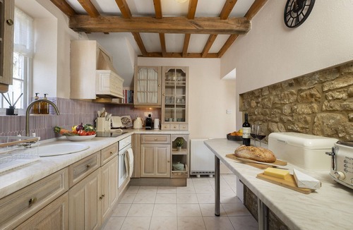 Hook Norton Cottage | Orchard Cottage, Hook Norton - a cottage that sleeps 4 guests in 2 bedrooms