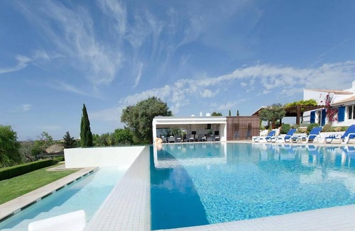 Funchal Villa | Outstanding Lagos Villa | 6 Bedrooms | Villa Alfarrobeira | Stunning Sea View