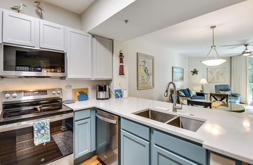 Fort Walton Beach - Destin Apartment | Palms of Destin Resort Condo: Beaches, Golf & More