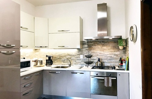 Lungarno del Tempio Apartment | Panoramic penthouse on the river 2Br 2 Ba Garage