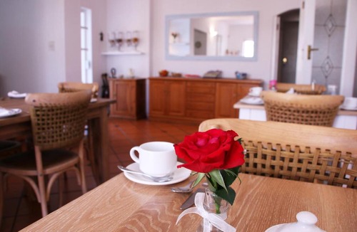 Constantia House | Paradiso Guesthouse & Self-catering Cottage