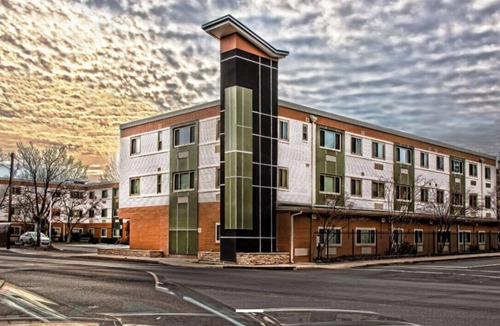 Rockville Apartment | Peace in the City - 1 Bdrm Rockville Apt