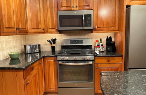 Factoryville House | Peaceful 5-bedroom secluded country home close to 2 ski resorts & attractions