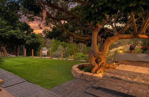 Bay Ho House | Peaceful Canyon View 2BR near La Jolla & Beaches