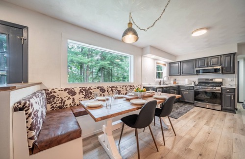 Wautoma House | Peaceful Lake Escape | Hot Tub, Game Room & Pier