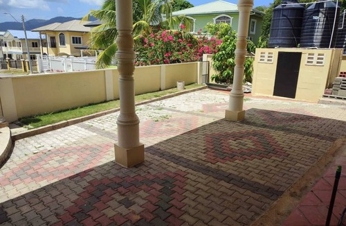 Arouca House | Peaceful & Spacious Arouca Escape - Perfect for Families & Groups