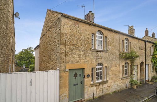 Blockley Cottage | Pearl Cottage, Cotswold Cottage sleeping 5 people in 3 bedrooms