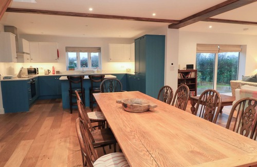 Whichford Cottage | PEEWIT COACH HOUSE, family friendly in Moreton-In-Marsh