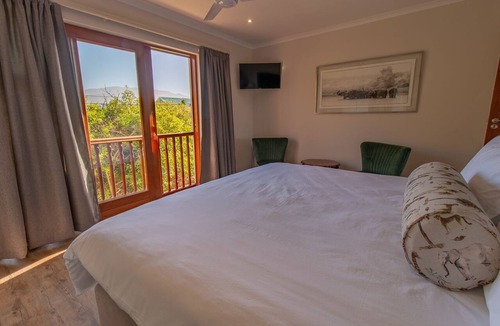 Westcliff House | Penguino Guest House