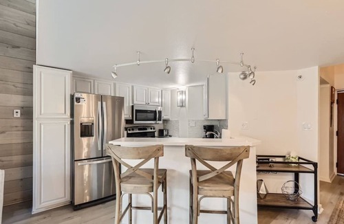 Copper Mountain Village Condo | Penthouse, Ski slope views, Walk to Slopes