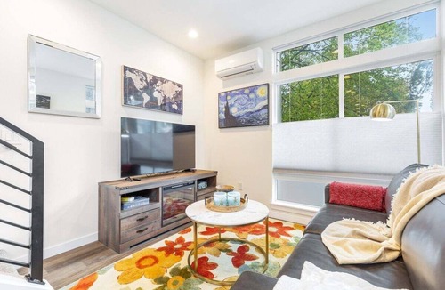 Maple Leaf House | Perch - Roosevelt Retreat: Chic 2-Bed Townhome with Parking and Patio