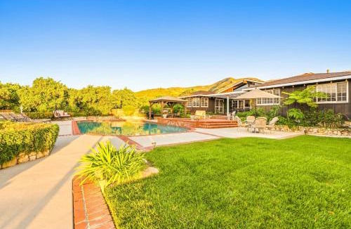 Fillmore House | Perfect For Families Pool Spa Tennis Orchards