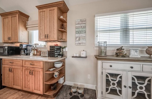 Jamaica Beach House | Pet friendly canal retreat