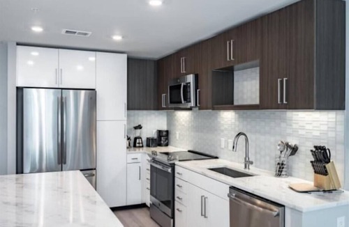 Woodmont Triangle Apartment | Pet-friendly Community! | Near Parks | Woodmont Triangle | by GLS