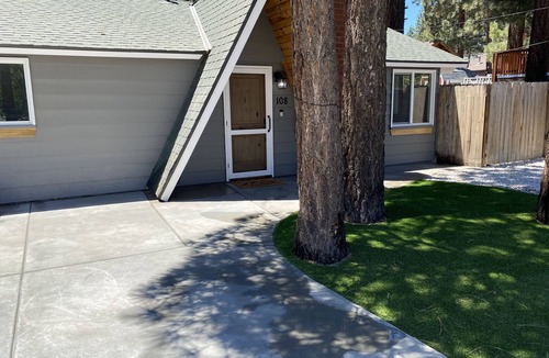 Big Bear City Cabin | Pet Friendly Cozy Up Cabin fenced back yard & fully remodeled single story cabin
