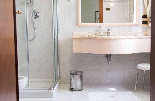 Correggio Hotel | Phi Hotel dei Medaglioni
