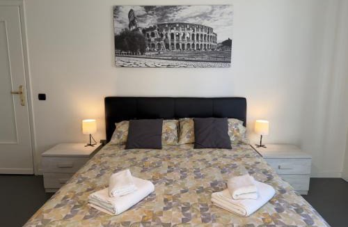 Centro Storico Apartment | Piacenza Central Apartment 5 min Piazza Cavalli
