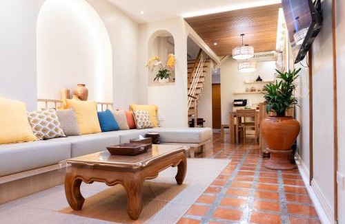 Khlong Toei House | Pillow BKK Bliss townhome 5BR,7TL near BTS&MRT QSCC
