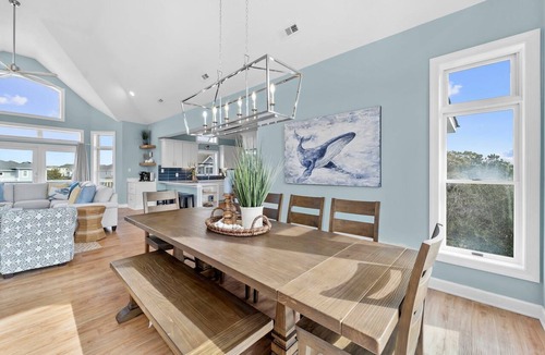 Pine Island House | Pine Island Perfection - 3min to beach w Pool,Spa!