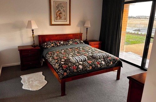 Currawang House | Piper's Grove - a luxury modern farmhouse retreat near Lake George