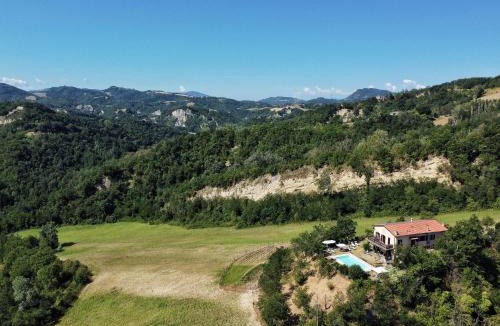 Pianoro House | Pizzicalaluna Agriturismo Olistico sulle Colline di Pianoro