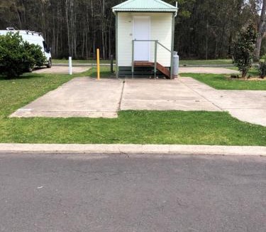 Sunshine Bay Resort | Pleasurelea Tourist Resort & Caravan Park
