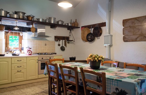 Gaggio Montano House | Podere Monte, panoramic terrace on the Apennines with walks and barbecues.
