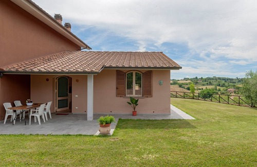 Peccioli Apartment | Poggio Novello - Agriturismo Peccioli