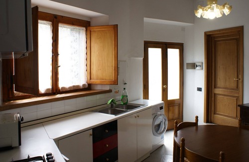 San Marcello Pistoiese House | Poli Bolzoni House in Historic Center