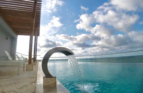 Crespo Condo | PONY PALACE Best Rooftop Pool in Cartagena! Beachfront, 3BR luxury condo balcony
