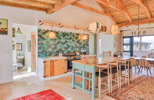 Voelklip Apartment | Poplar House | Comfort and style | Pool