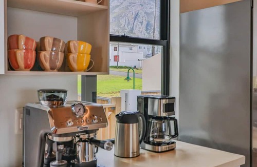 Voelklip Apartment | Poplar House | Comfort and style | Pool