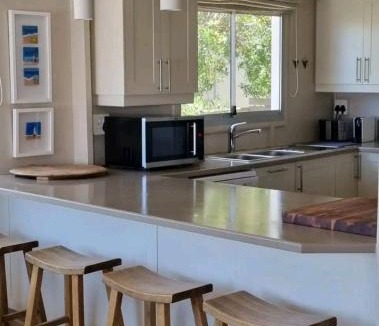 Sandbaai House | Potluck Cottage