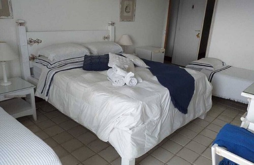 Bonfim Hotel | Pousada Casa do Bicho Preguiça - 8 rooms ideal for groups and families.