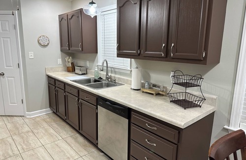 Winston - Salem House | Private 3-bedroom Home in Winston-Salem